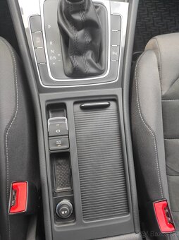 Volkswagen Golf VII 2.0 TDI DSG Highline – 12/2019 - 17