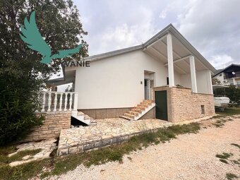 Na predaj dom prvý rad na mori s výhľadom na more v Chorváts - 17