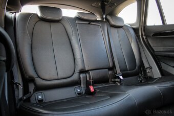 BMW X1 xDrive 20i M Sport A/T - 17