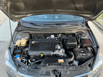 KIA Ceed Combi 1.6 CRDi = 85kW r.v 2012, Top Stav = - 17