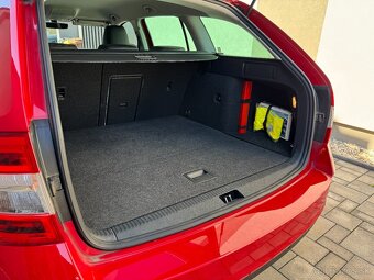 ŠKODA OCTAVIA COMBI, STYLE, 1,0TSI, MANUÁL, 1/2020 - 17