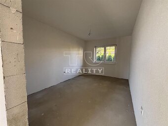 MODERNÝ 4 IZBOVÝ BUNGALOV PODLUŽANY - 17