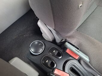 Citroën C3 Pluriel 1.4 54kw - 17