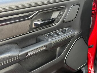 DODGE RAM 1500 5,7 HEMI 2022 GT 14 000 km - 17