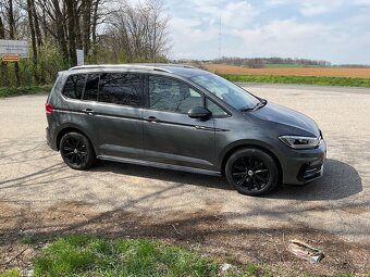 VW Touran 2.0 110 kW R line - 17