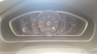 Volvo V40 Cross Country T4 2.0L Ocean Race Geartronic AWD - 17