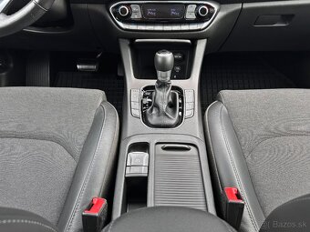 Hyundai i30CW 1.5 T-GDi mHEV 118kW AT7 STYLE - 17
