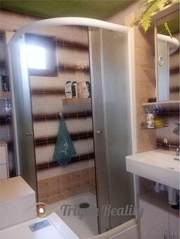 KOLÁROVO - 5 IZBOVÝ RODINNÝ DOM - 17