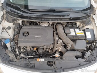 Hyundai i30 combi 1.6CRDi, r.v.: 4/2016, STK a EK: 6/2026 - 17