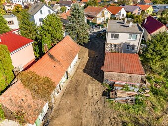 ŠPORTOVÁ ul. - STAVEBNÝ POZEMOK V POKOJNEJ ČASTI OBCE - 17