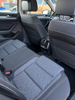 Volkswagen Passat Variant 110KW EVO TDI/7AT DSG - 17