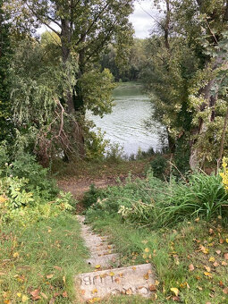 Chatka priamo pri Váhu - 17