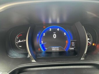 Renault Megane Grandtour - 17