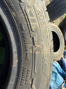 26. Nakladné pneu 215/65 R15 C 104/107T rv.2022 - 17