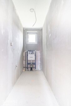 Na predaj priestranný bungalov-novostavba-holodom, Vajkovce - 17