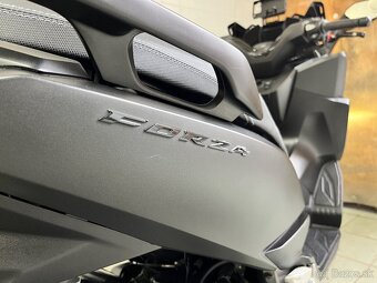 Skuter Honda Forza 125 - 17