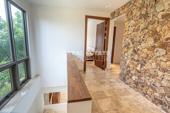 THAJSKO - 4 spálňová luxusná vila s bazénom - 17