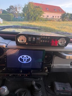 Toyota Land Cruiser KZJ 73 - 17