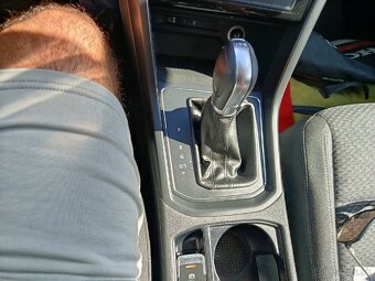 Vw touran 2,0 tdi,110 kw,dsg,automat - 17