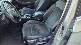 Volkswagen Passat Variant 2.0 TDI BMT Business Highline - 17