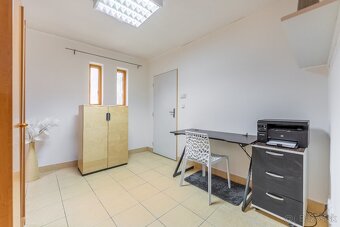 5 izbový dom vo výbornej lokalite v Trnave - 17