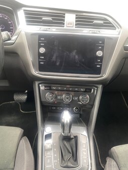 Volkswagen Tiguan AllSpace 2.0TDI 4motion DSG LED 7Miestny - 17