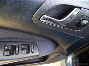 Predám, Škoda Oktávia 1.6i - 17