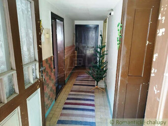 Priestranný dom s veľkou 1767 m² záhradou pre mladú rodinu - 17