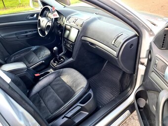 Škoda Octavia L&K LAURIN&KLEMENT 2,0TDI 103KW 6.ST MANUÁL - 17