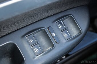 Škoda Octavia II Scout 2.0 TDI 4x4 - 17
