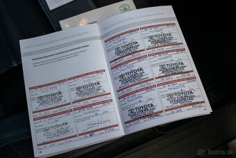 Toyota Hilux DC 2.4 I D-4D Active - 17