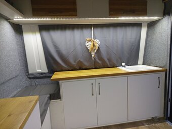 Karavan Niewiadow N126 - 17