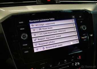 Volkswagen Passat 2.0 TDI 110kW DSG Variant nafta automat - 17