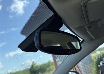 Mazda 6 2,0 DI 103kW DIGIKLIMA 6KVALT nafta manuál 103 kw - 17