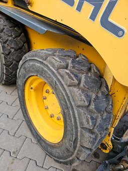 Šmykom riadený nakladač Gehl rv.2018 - 17