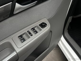 Seat Alhambra 2.0 TDI CR DPF Reference Family RV-2012 - 17