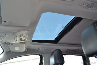 Ford Kuga 2.0 TDCI 4x4 Titanium Automat - 17