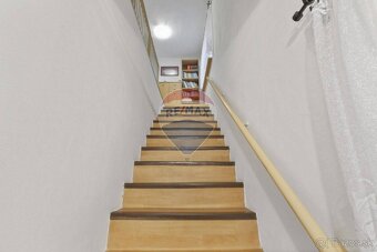 PREDAJ : REZERVOVANÉ - 4 izb. Rodinný dom 185 m2, kompletná  - 17