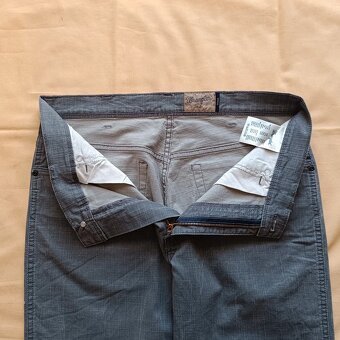 Wrangler sivé rovné džínsy široké rifle texas W34 L30 - 17