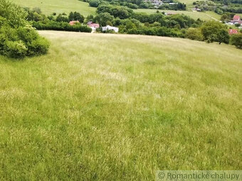 Dom na výnimočnom pozemku o rozlohe 15975m2 s prekrásnym v - 17