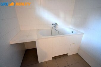 Novostavba /10r/ s výťahom v tichej uličke Martin Stráne - 17