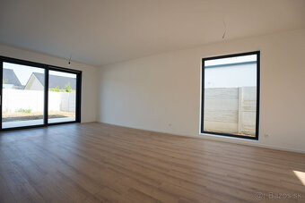 Vysokokvalitný 4-izbový bungalov, ÚP 115,42m2 - 17