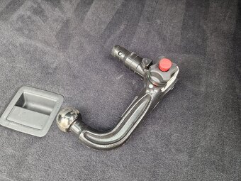 Audi Q3 35 1.5 TFSi mHEV 150k S tronic Advanced (benzín) - 17