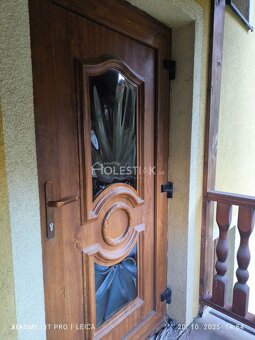 Predám exkluzívne veľký rodinný dom - Nesluša - 17