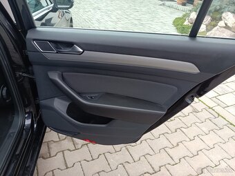 VOLKSWAGEN PASSAT B8 4x4 - NA PREDAJ / SPLATKY - 17