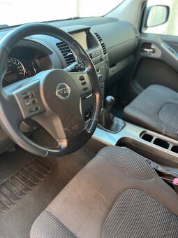 Nissan Pathfinder 2,5 DCi 4x4 126kW - 17