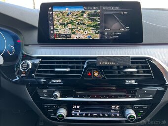 BMW 540iXDrive 250kW Touring M-paket maximální výbava - 17
