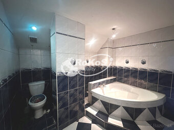 PREDAJ - Priestranný rodinný dom, Dobšiná - 17