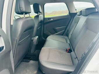 Opel Astra Sports Tourer – 1.6 diesel – výbava COSMO - 17