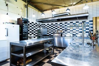Odstúpenie prevádzky RETRO BURGER – Prešov - 17
